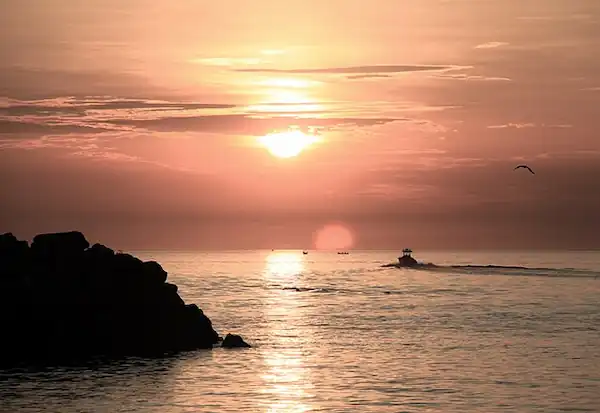 El Mejor y Peor Mes para Nadar